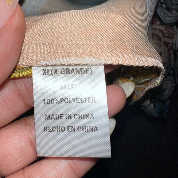 Paisley Button Down - XL - Picture 5 of 5